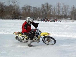 Ice Riding Silver Lake 1-1-10 004 small.JPG