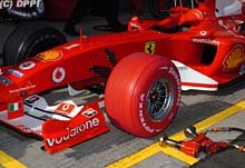 ferrari-silverstone_110704_220x151.jpg