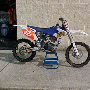 yzxr200f.JPG