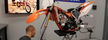 Installing-Suspension-KTM-300