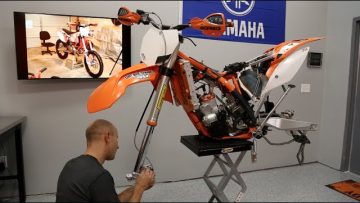 Installing-Suspension-KTM-300