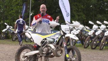 2017-Husqvarna-TE-250-and-300-Cycle-News