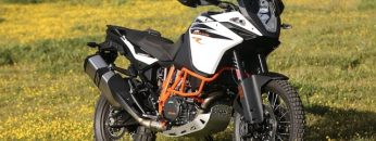 2017-KTM-1090-Adventure-R-First-Test-Cycle-News
