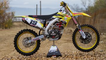 Racer-X-Films-2017-RM-Z450-Garage-Build