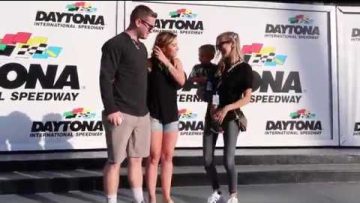 Jagger-Helps-Someone-PROPOSE-Daytona-SX