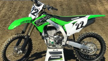 2019-Kawasaki-KX450-Dirt-Bike-Magazine