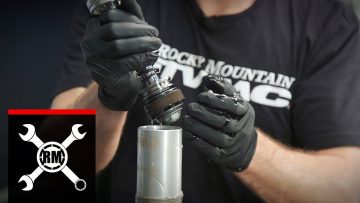 How-To-Rebuild-a-KTMHusqvarna-WP-Linkage-Style-Rear-Shock