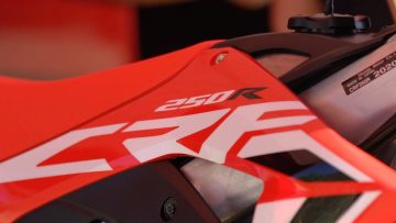 2020-Honda-CRF250R-Intro-Motocross-Bike-Testing-