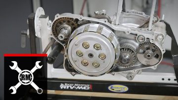 Honda-CRF450R-Bottom-End-Rebuild-Part-1-Disassembly