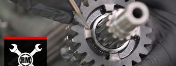 Honda-CRF450R-Bottom-End-Rebuild-Part-2-Cleaning-and-Inspection