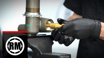 How-To-Rebuild-a-Showa-ATV-Dirt-Bike-Shock-w-Horizontal-Reservoir