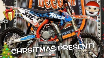 CHRISTMAS-DAY-WITH-THE-FAMILY-The-Deegans