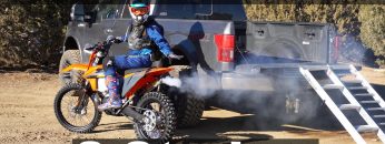 How-To-Warm-Up-a-2-Stroke-Dirt-Bike-Are-you-doing-this-WRONG