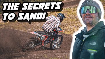 HOW-TO-RIDE-DIRT-BIKES-FAST-IN-THE-SAND-TwoTwo-Academy