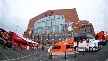 Indy-Supercross-Preview-and-Indy-Speedwar-Fast-Laps-Weege-Show