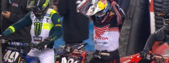 Tomac-earns-fifth-straight-Supercross-win-Lawrence-takes-250-West-in-Seattle-Motorsports-on-NBC