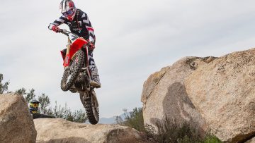 [ID: 9Rt_lhpzZ-E] Youtube Automatic