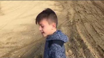 [ID: phJxLL22h7w] Youtube Automatic