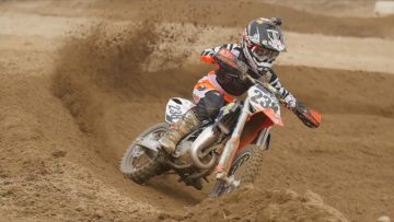 [ID: q-MkNjmKXG8] Youtube Automatic