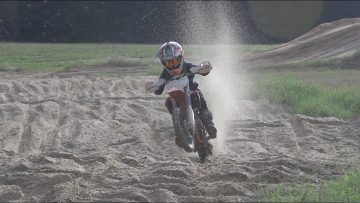 [ID: T2U_EWKAfG8] Youtube Automatic