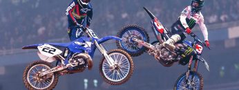 Chad-Reed-Riding-His-04-Championship-Bike-at-St-Louis-Supercross-2022