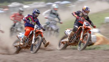 Chad-Reed-and-Cooper-Webb-Drop-Gates-at-a-Local-Race