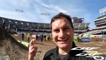 Weege-Show-Oakland-Press-Day