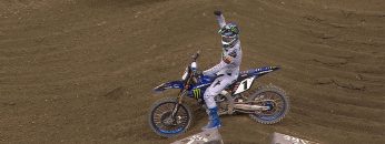 Eli-Tomac-pounces-on-Chase-Sextons-critical-mistake-in-450-main-event-Motorsports-on-NBC