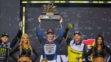 Weege-Show-Best-of-Daytona-Press-Conf-Roczen-and-Roczen-Fans-Love-It