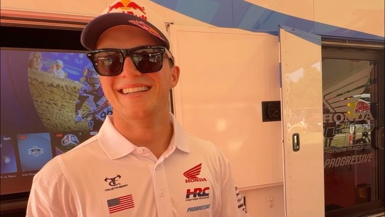 Weege-Show-Kitchen-and-Hymas-On-Wild-Days-And-The-Story-Behind-the-Track-Change-Millville-2026
